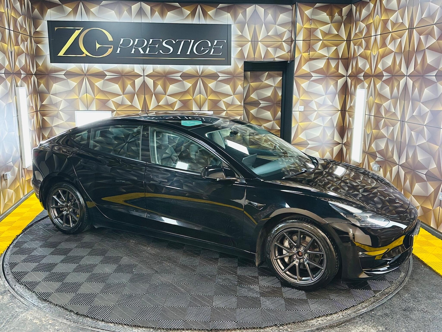 Used Tesla Model 3 2021 for sale - 77586082: Photo 13