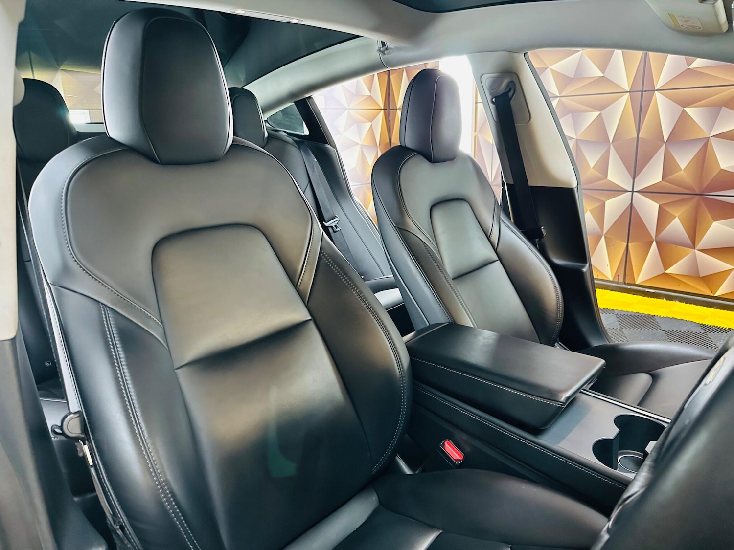 Used Tesla Model 3 2021 for sale - 77586082: Photo 18