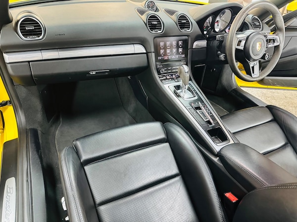 Used Porsche 718 Boxster 2018 for sale - 76282750: Photo 6