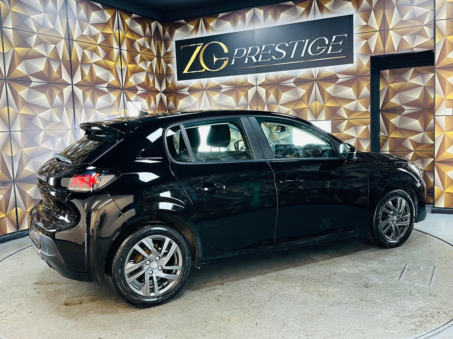 Used Peugeot 208 2022 for sale - 75905853: Photo 33