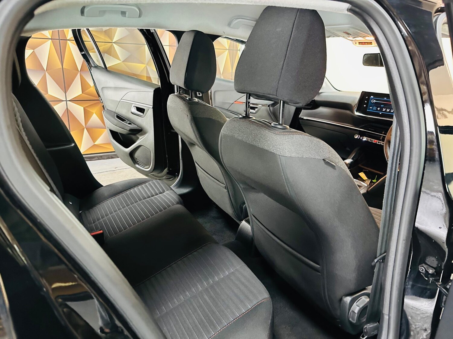 Used Peugeot 208 2022 for sale - 75905853: Photo 64