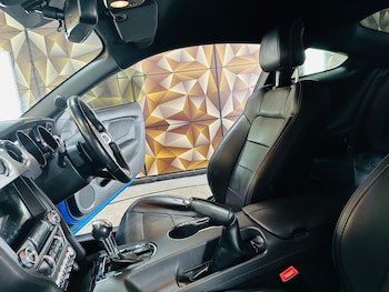 Used Ford Mustang 2017 for sale - 76976608: Photo