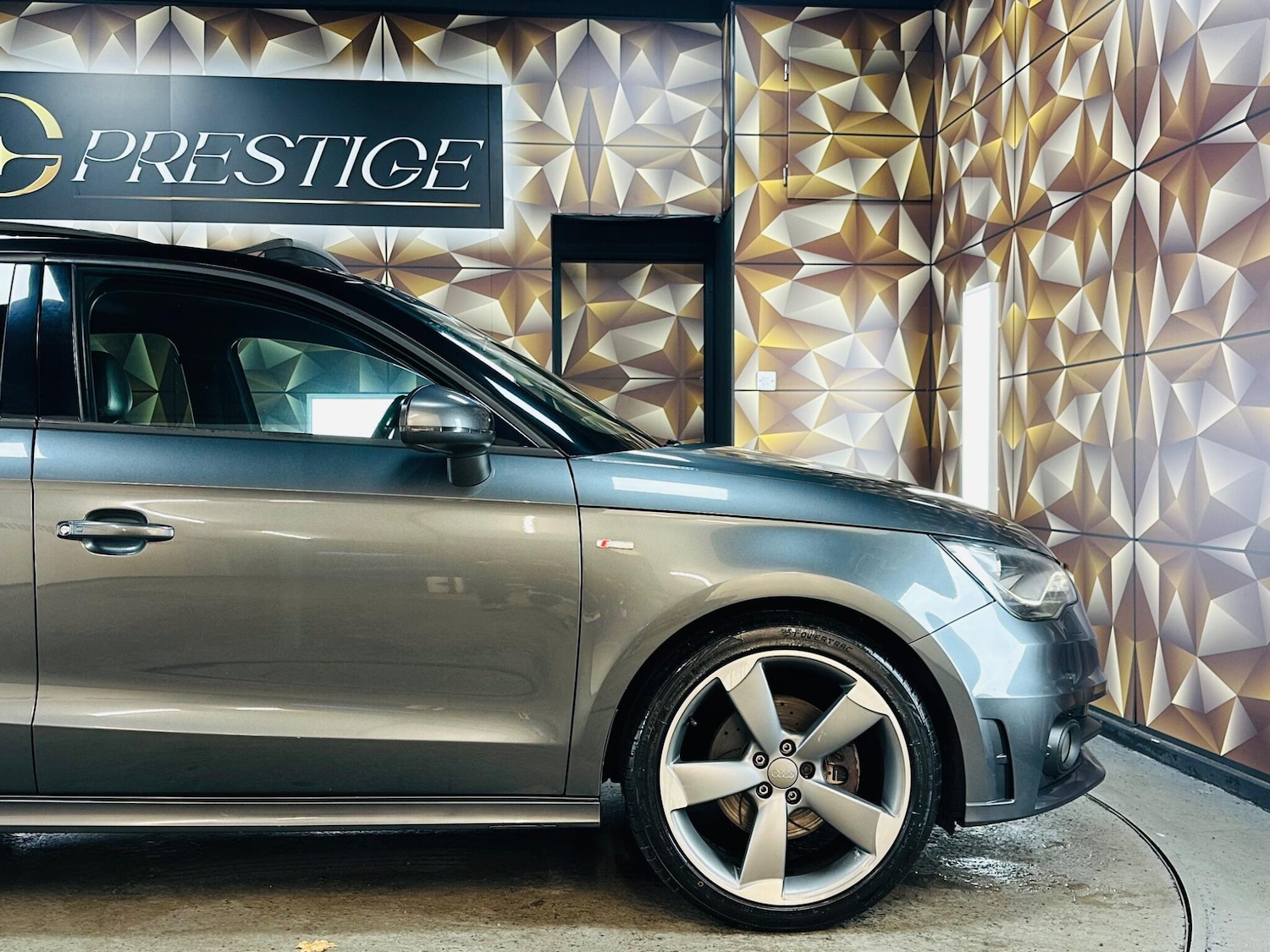 Used Audi A1 2013 for sale - 76866577: Photo 27