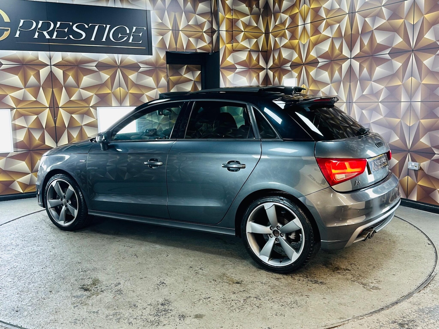 Used Audi A1 2013 for sale - 76866577: Photo 44