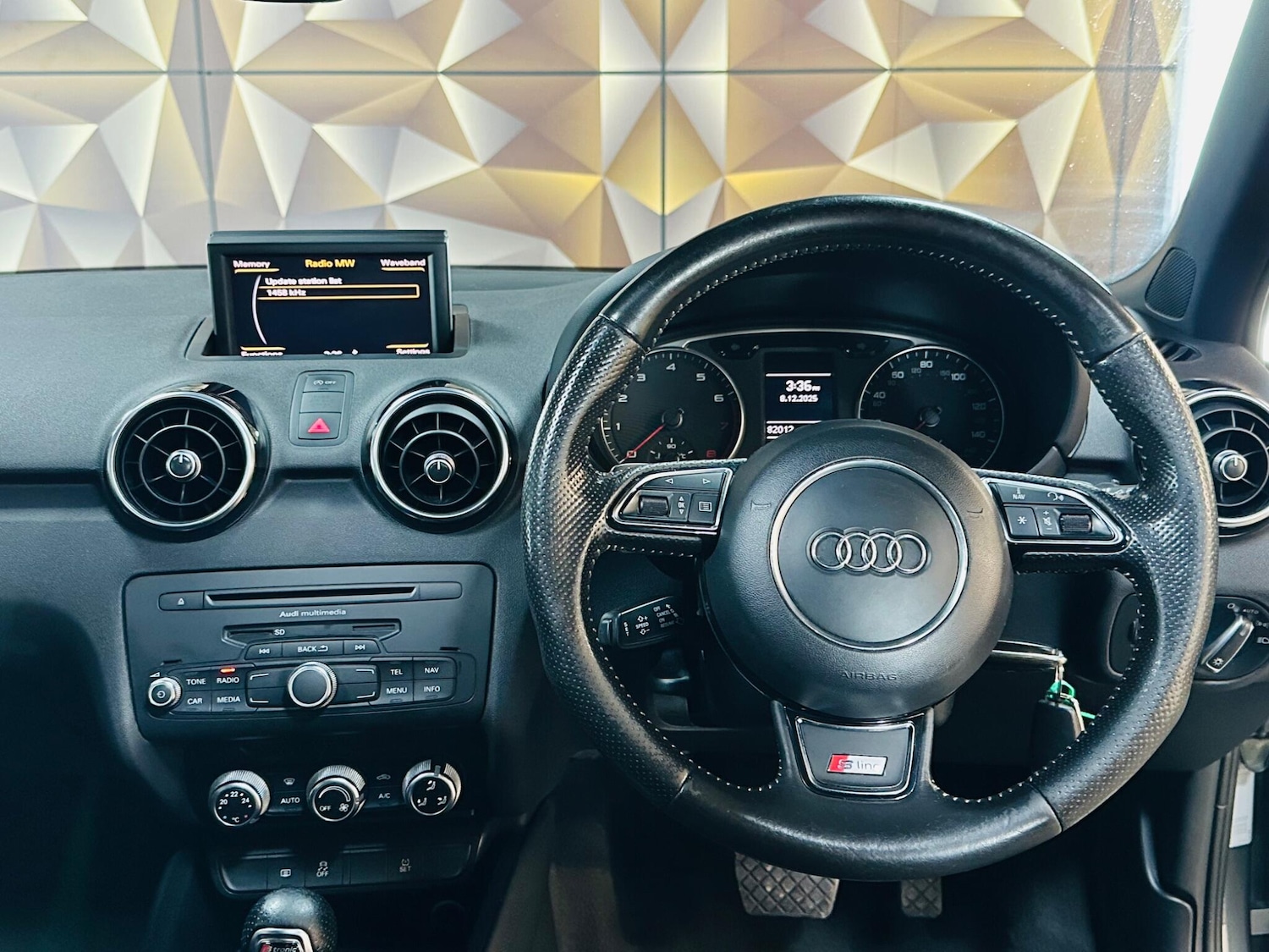 Used Audi A1 2013 for sale - 76866577: Photo 47