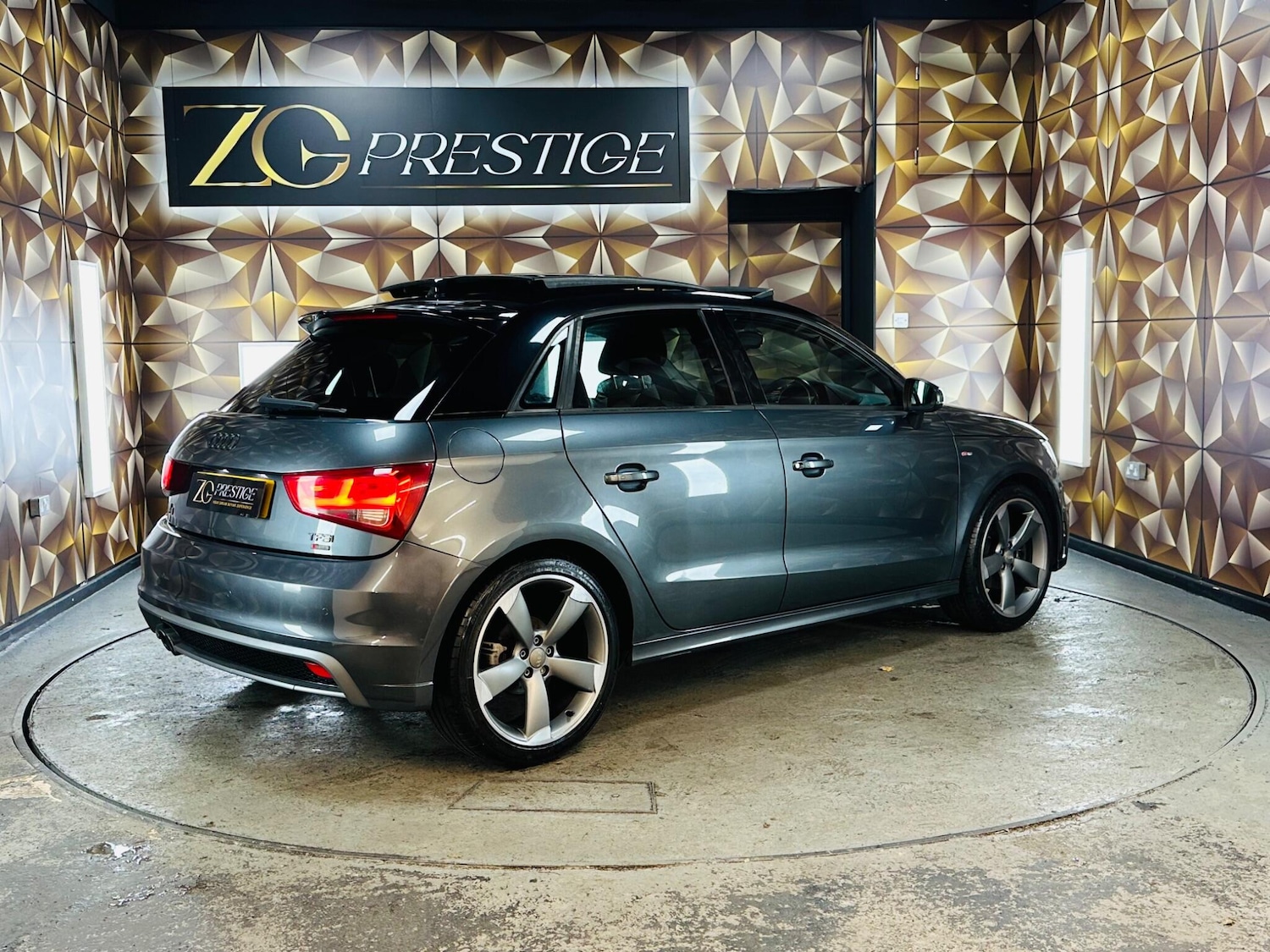 Used Audi A1 2013 for sale - 76866577: Photo 7