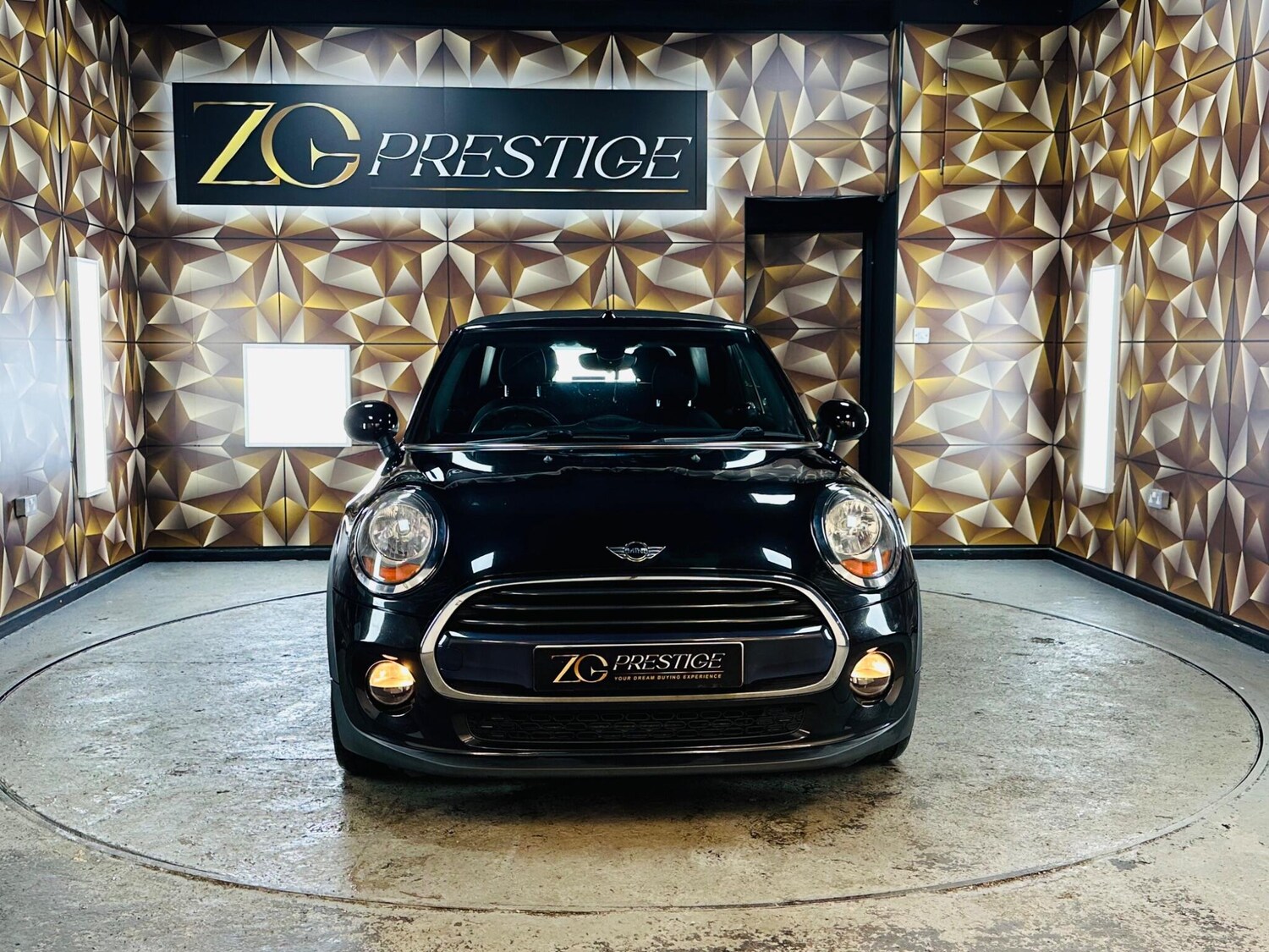 Used MINI Convertible 2017 for sale - 76898501: Photo 3