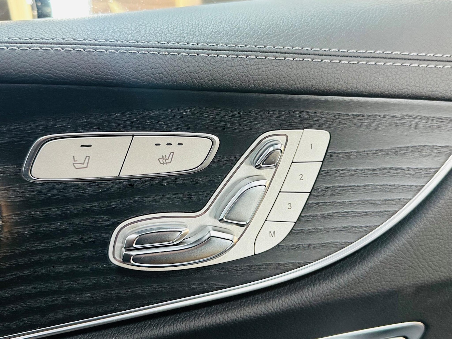 Used Mercedes-Benz E Class 2018 for sale - 77769041: Photo 38