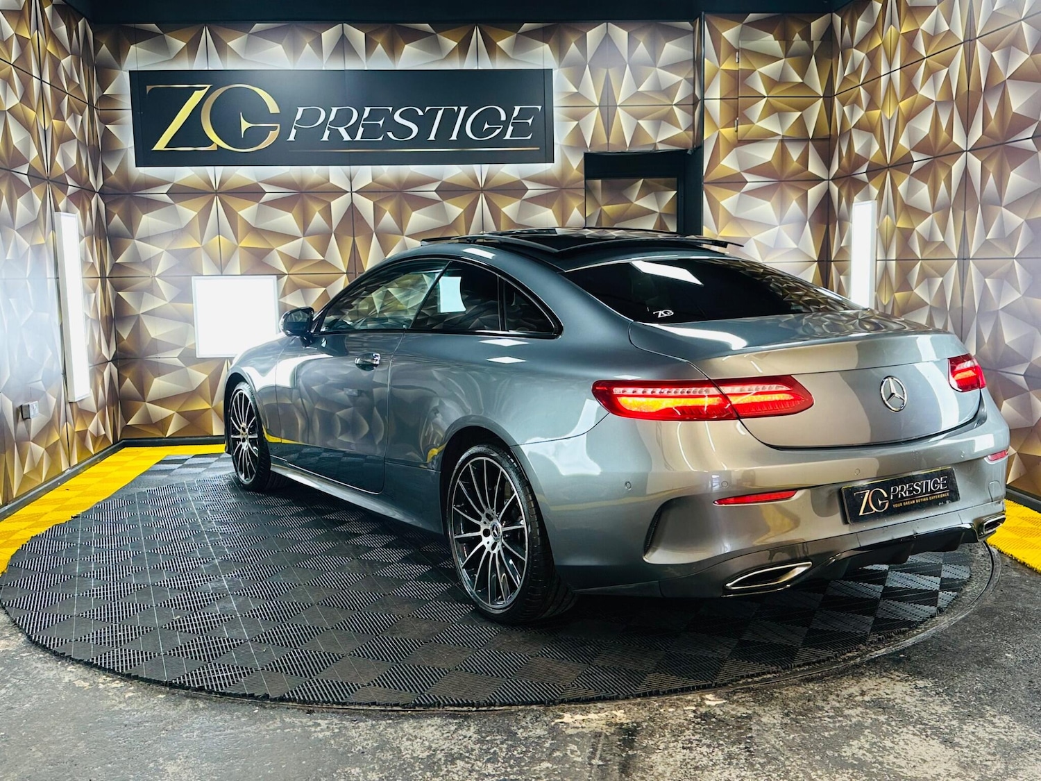 Used Mercedes-Benz E Class 2018 for sale - 77769041: Photo 44