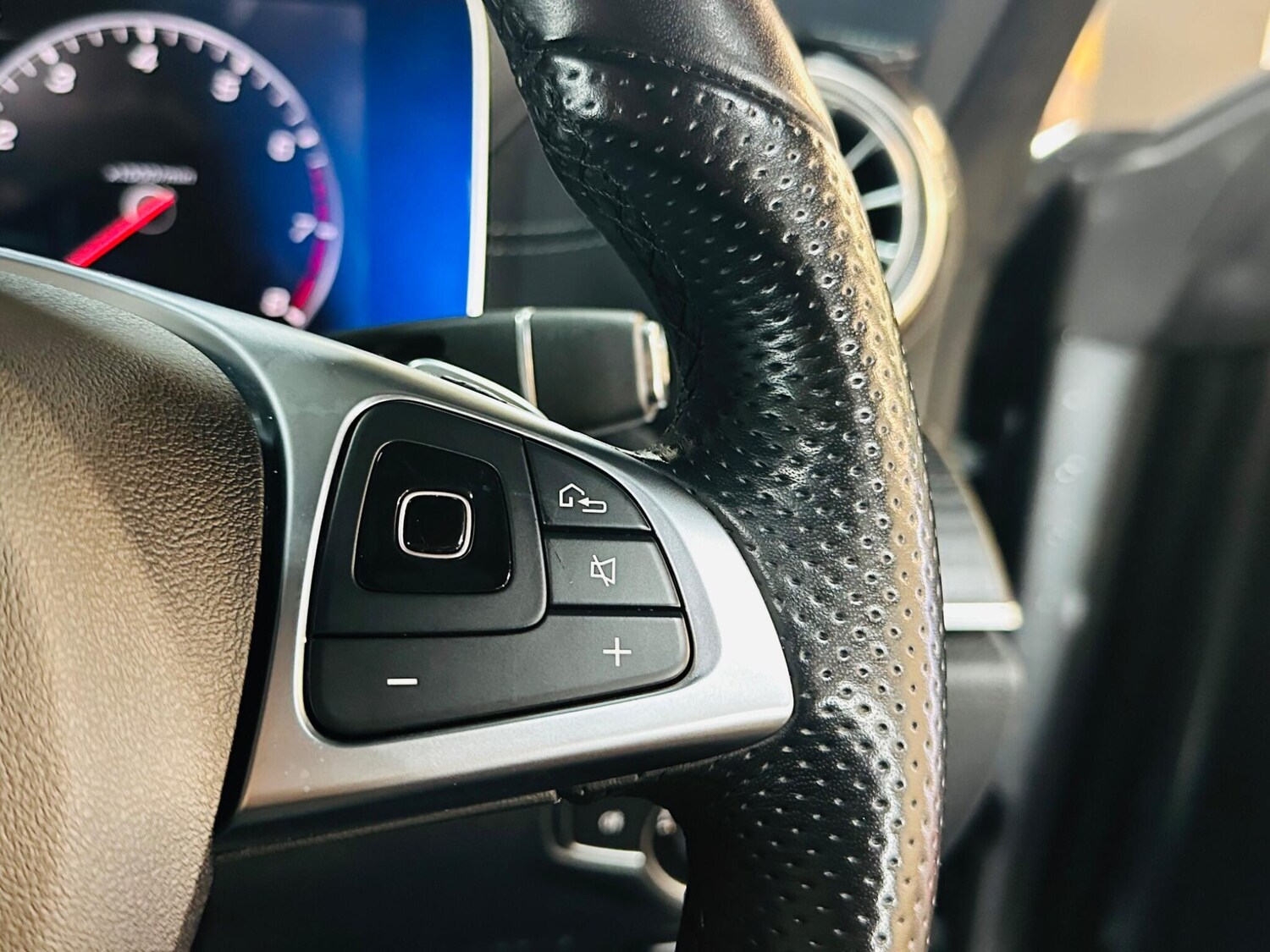 Used Mercedes-Benz E Class 2018 for sale - 77769041: Photo 54