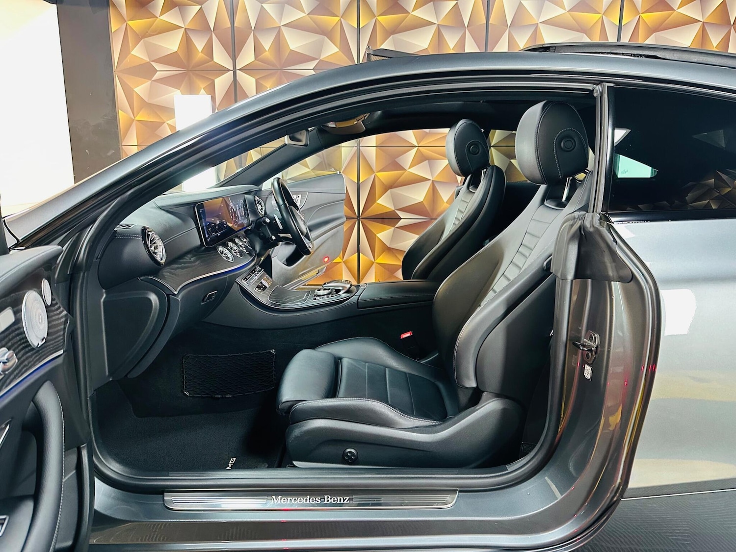 Used Mercedes-Benz E Class 2018 for sale - 77769041: Photo 67