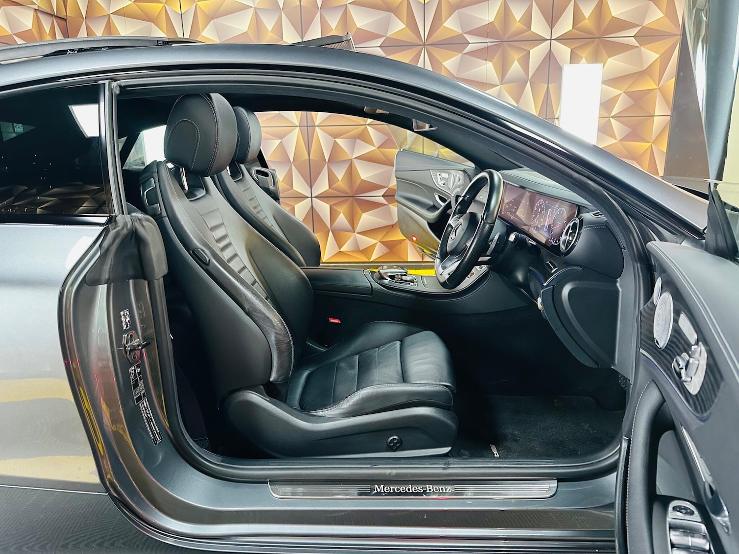 Used Mercedes-Benz E Class 2018 for sale - 77769041: Photo 68