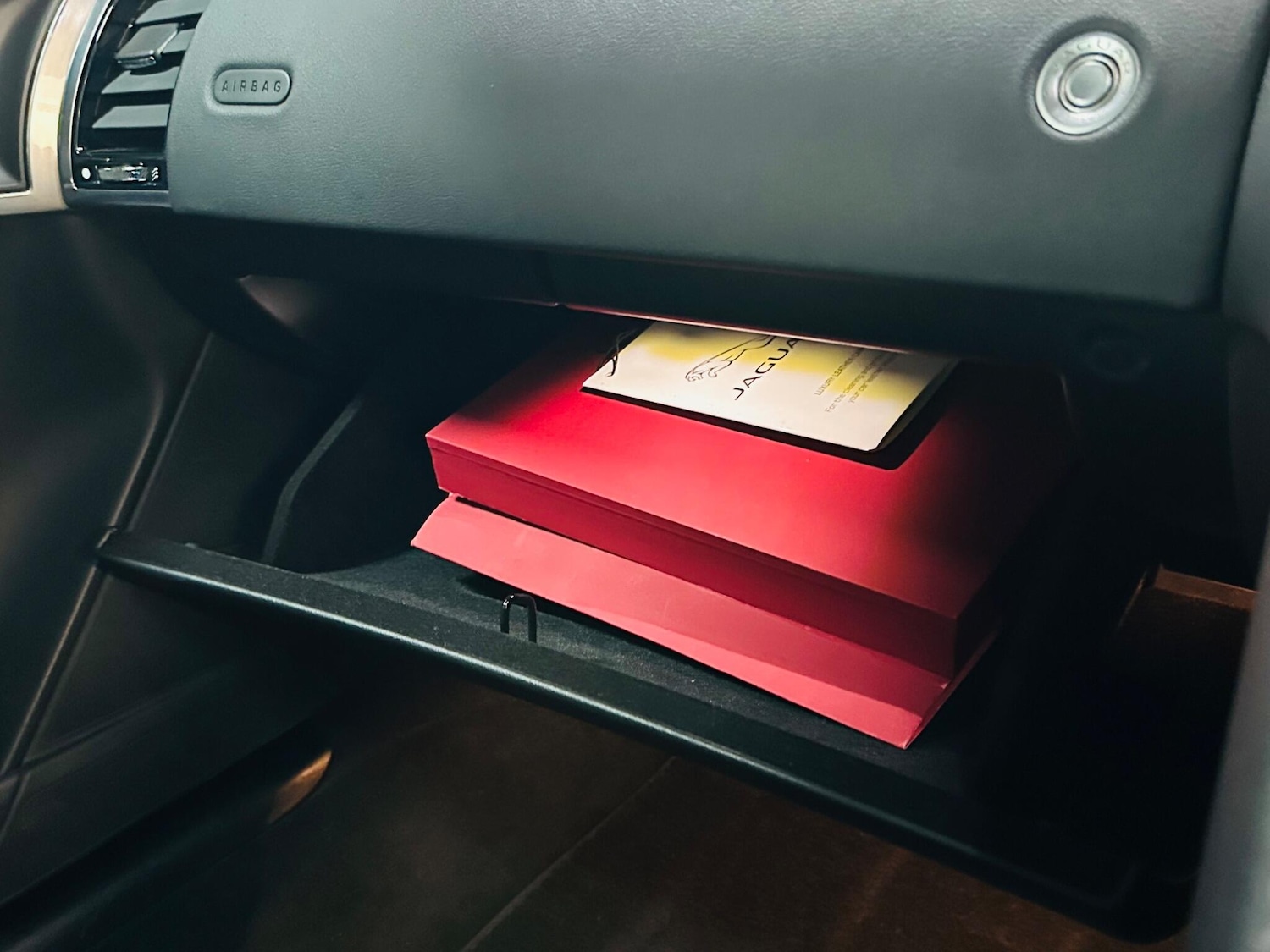 Used Jaguar F-Type for sale - 77016969: Photo 59