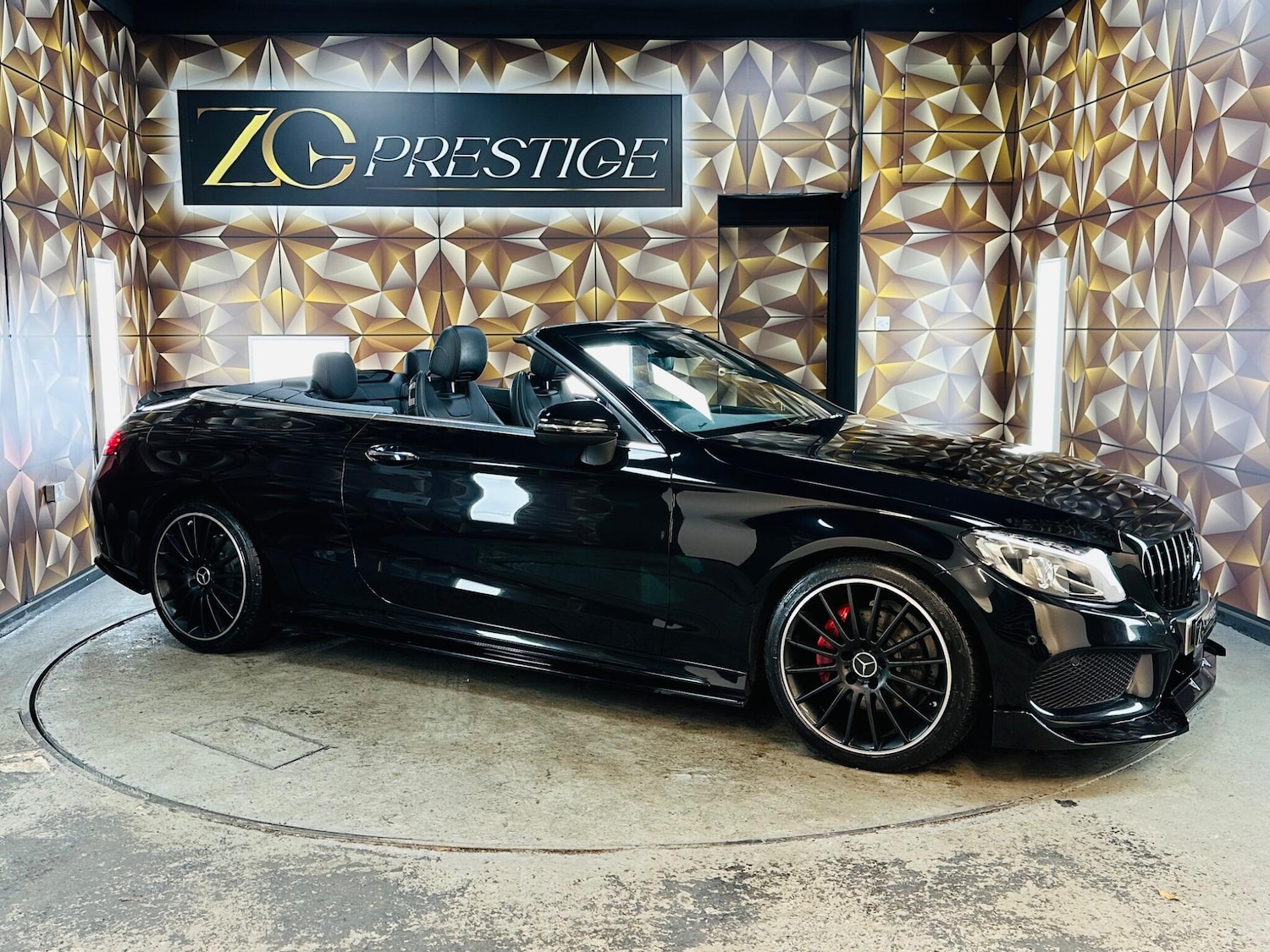 Used Mercedes-Benz C Class 2017 for sale - 76537946: Photo 1