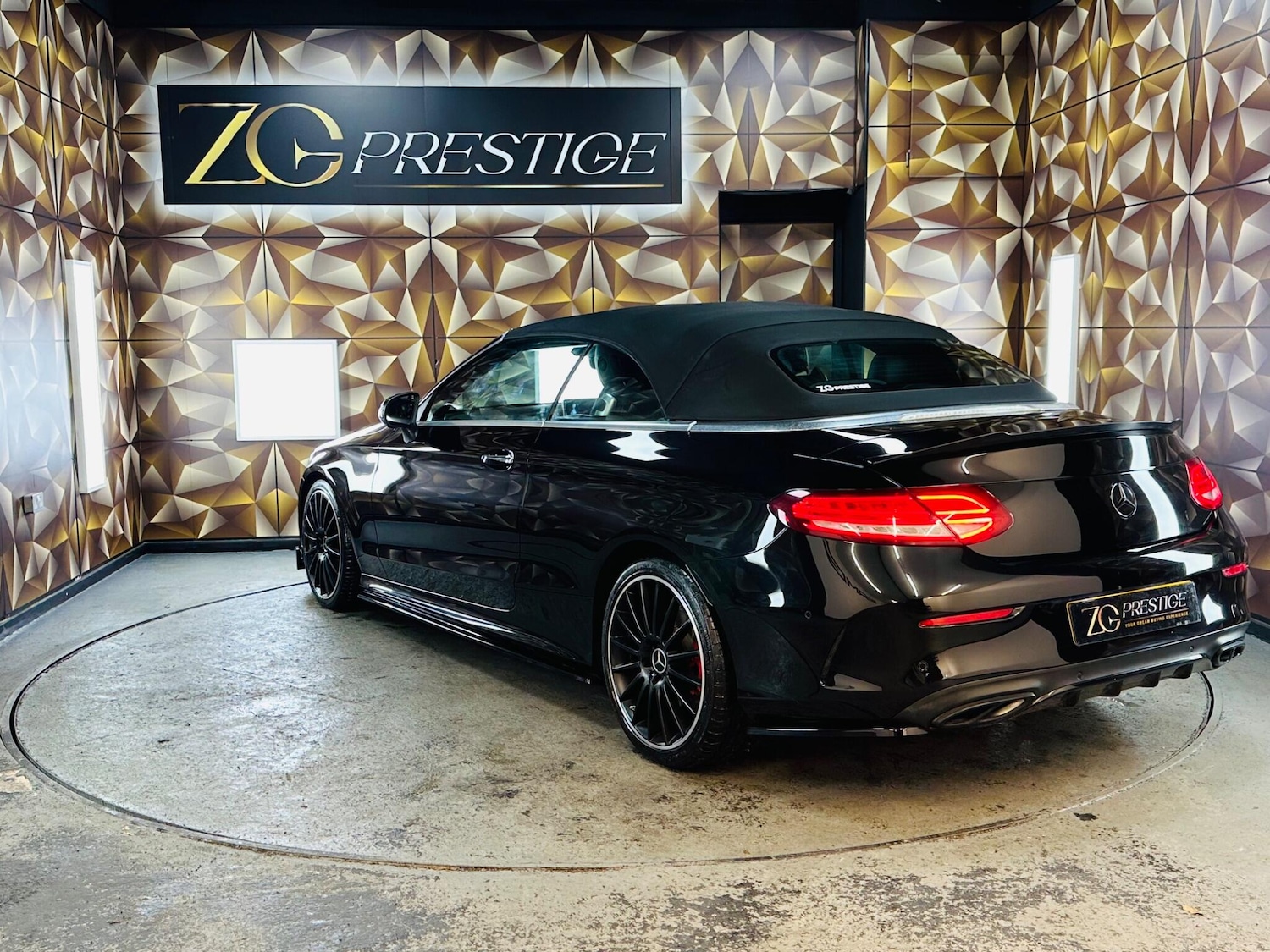 Used Mercedes-Benz C Class 2017 for sale - 76537946: Photo 25