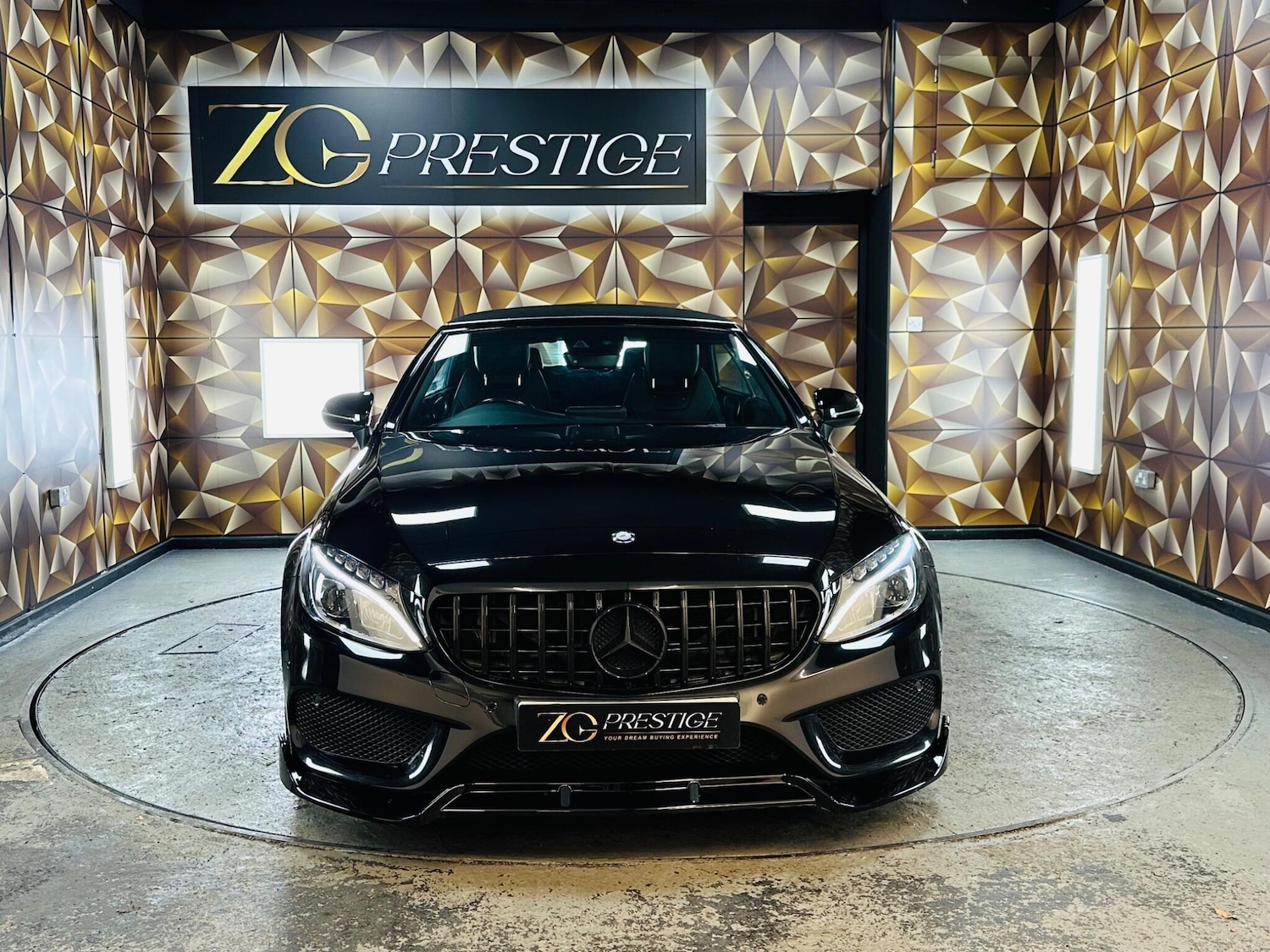 Used Mercedes-Benz C Class 2017 for sale - 76537946: Photo 3