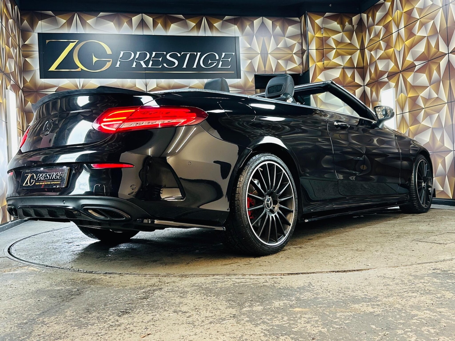 Used Mercedes-Benz C Class 2017 for sale - 76537946: Photo 44