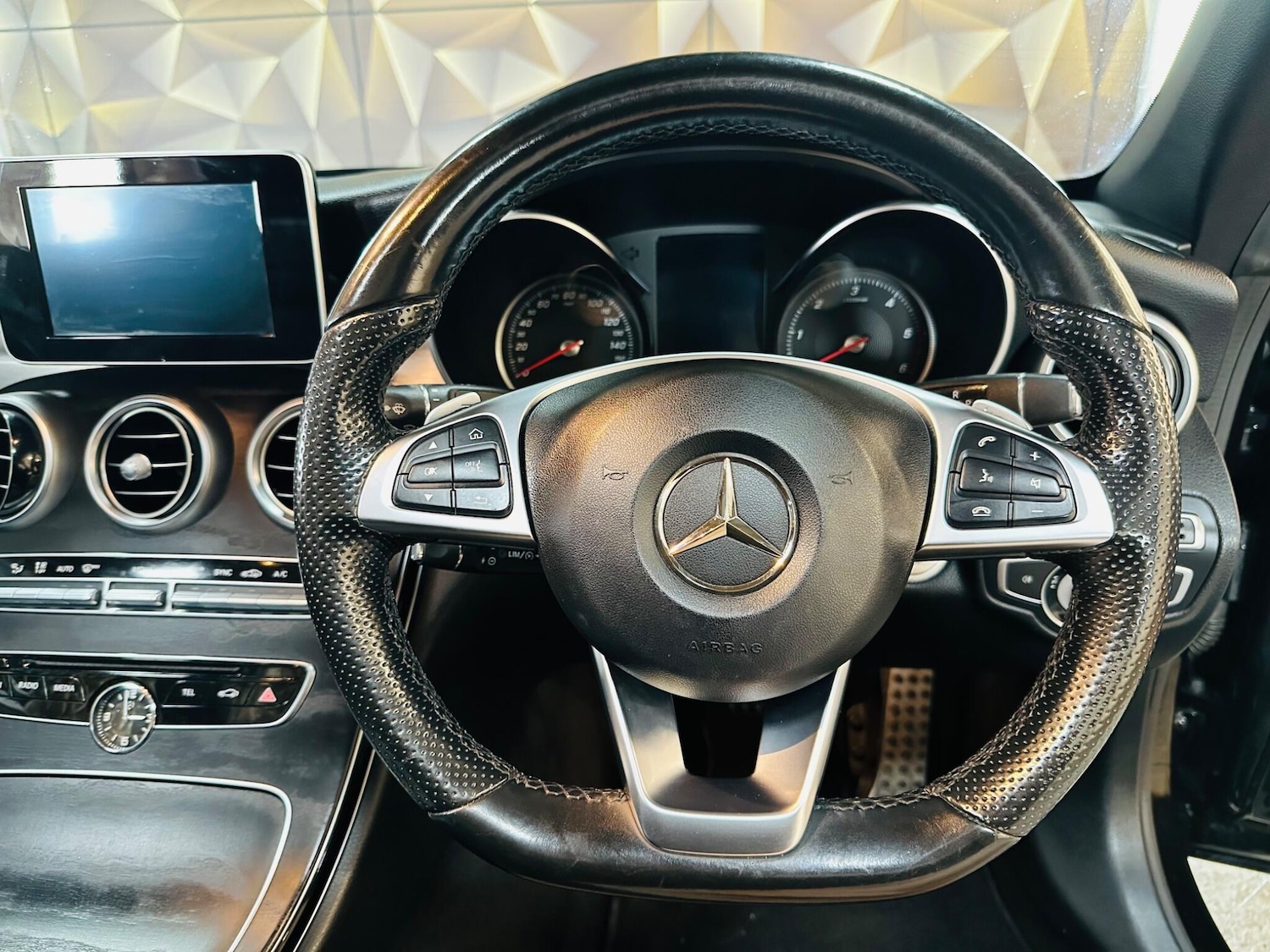 Used Mercedes-Benz C Class 2017 for sale - 76537946: Photo 55