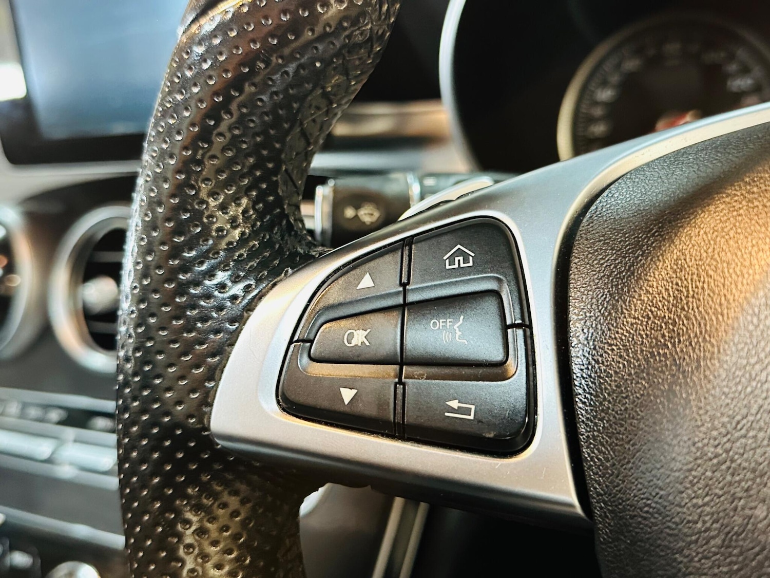 Used Mercedes-Benz C Class 2017 for sale - 76537946: Photo 57