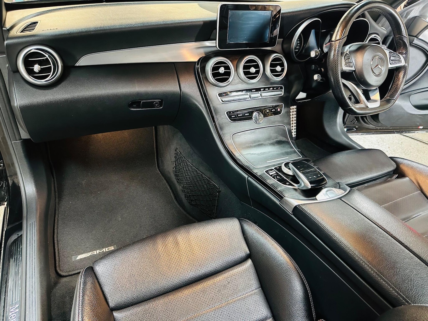 Used Mercedes-Benz C Class 2017 for sale - 76537946: Photo 6