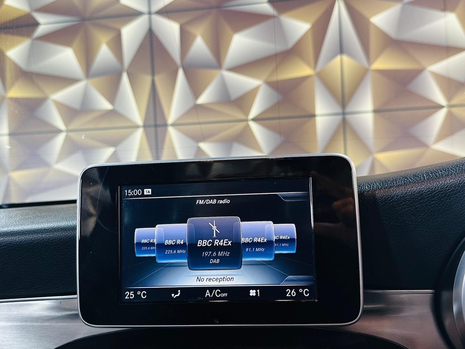 Used Mercedes-Benz C Class 2017 for sale - 76537946: Photo 61