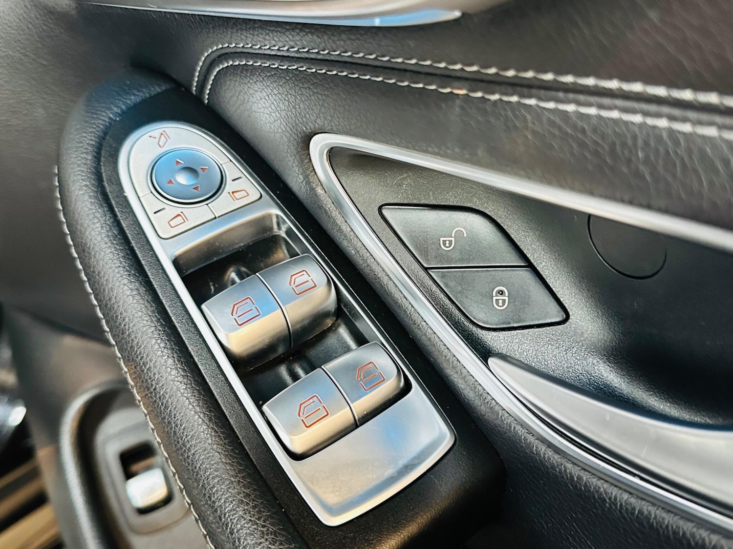 Used Mercedes-Benz C Class 2017 for sale - 76537946: Photo 66