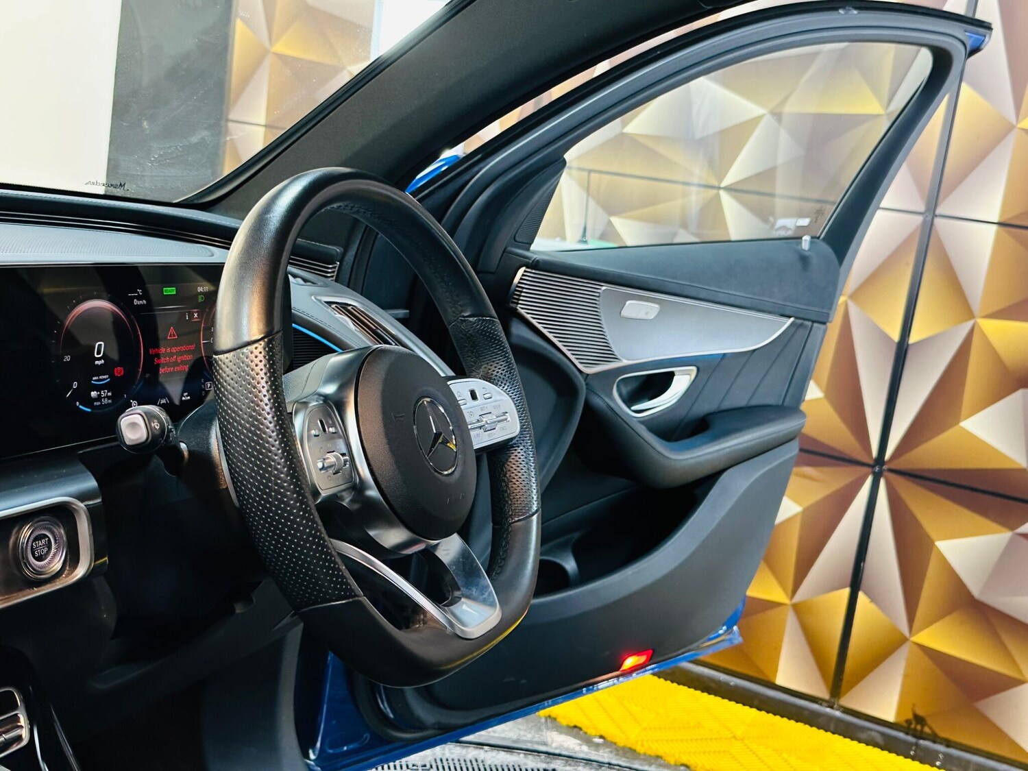 Used Mercedes-Benz EQC 2023 for sale - 78156840: Photo 34