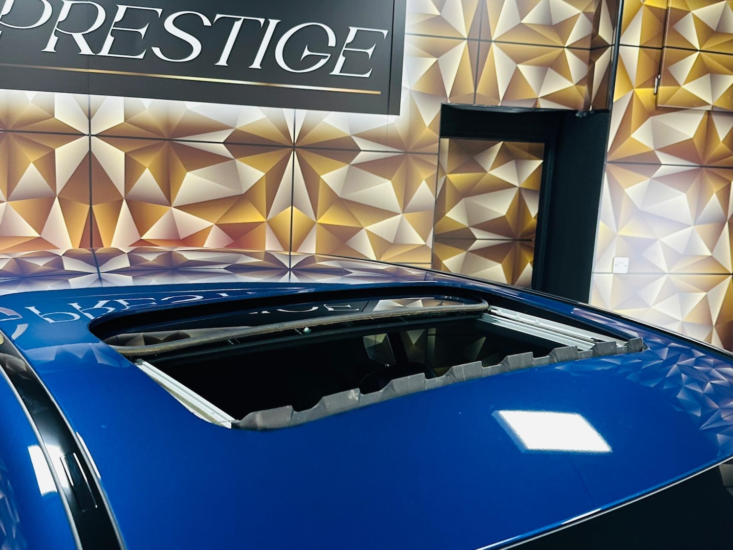 Used Mercedes-Benz EQC 2023 for sale - 78156840: Photo 4