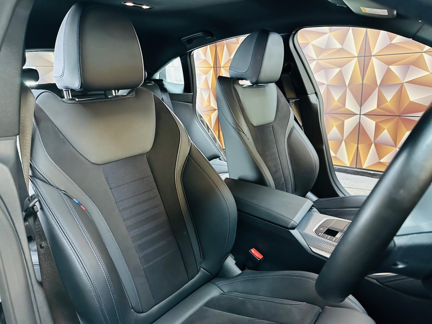 Used BMW i4 2024 for sale - 76990485: Photo 22