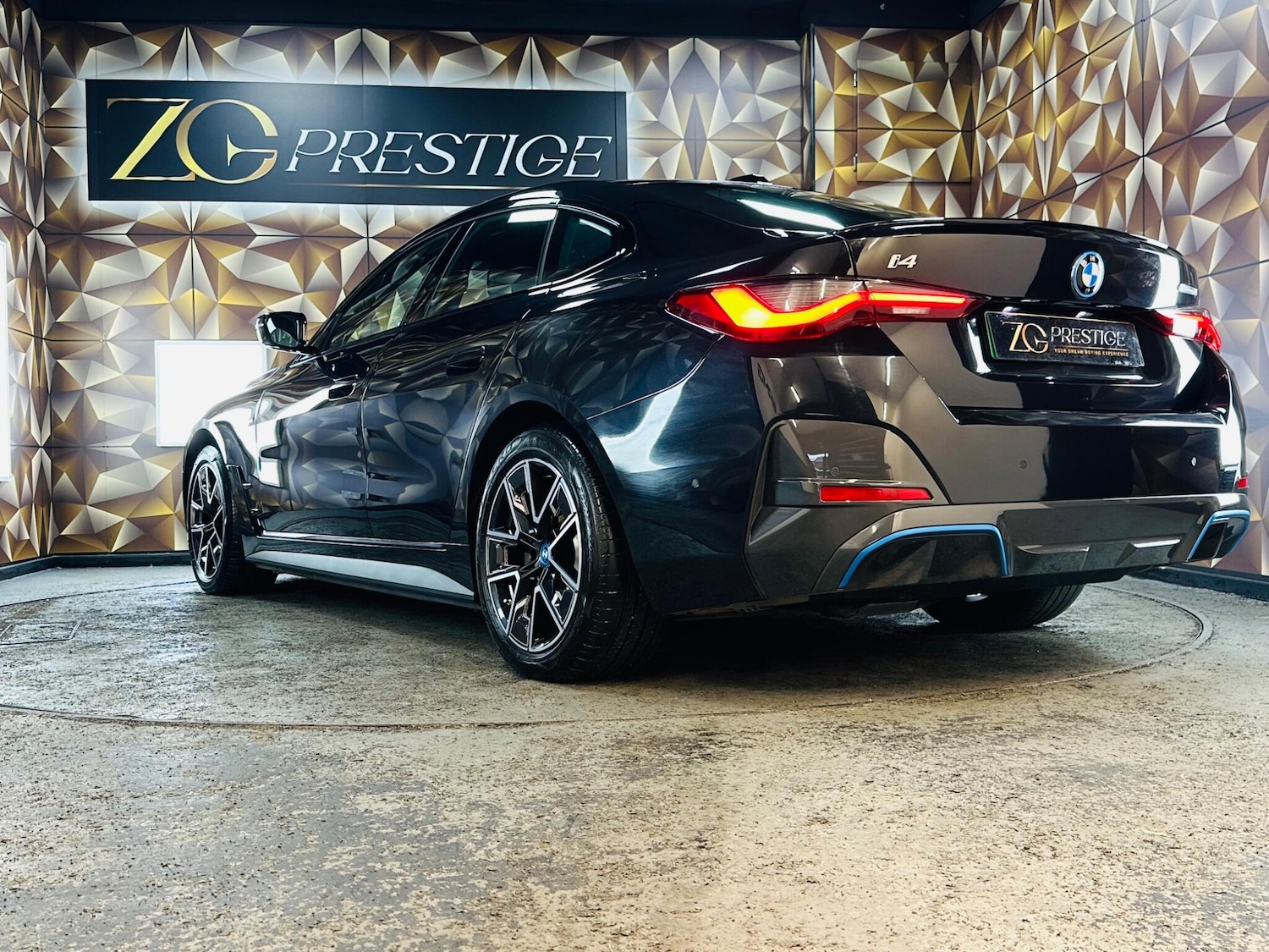 Used BMW i4 2024 for sale - 76990485: Photo 31