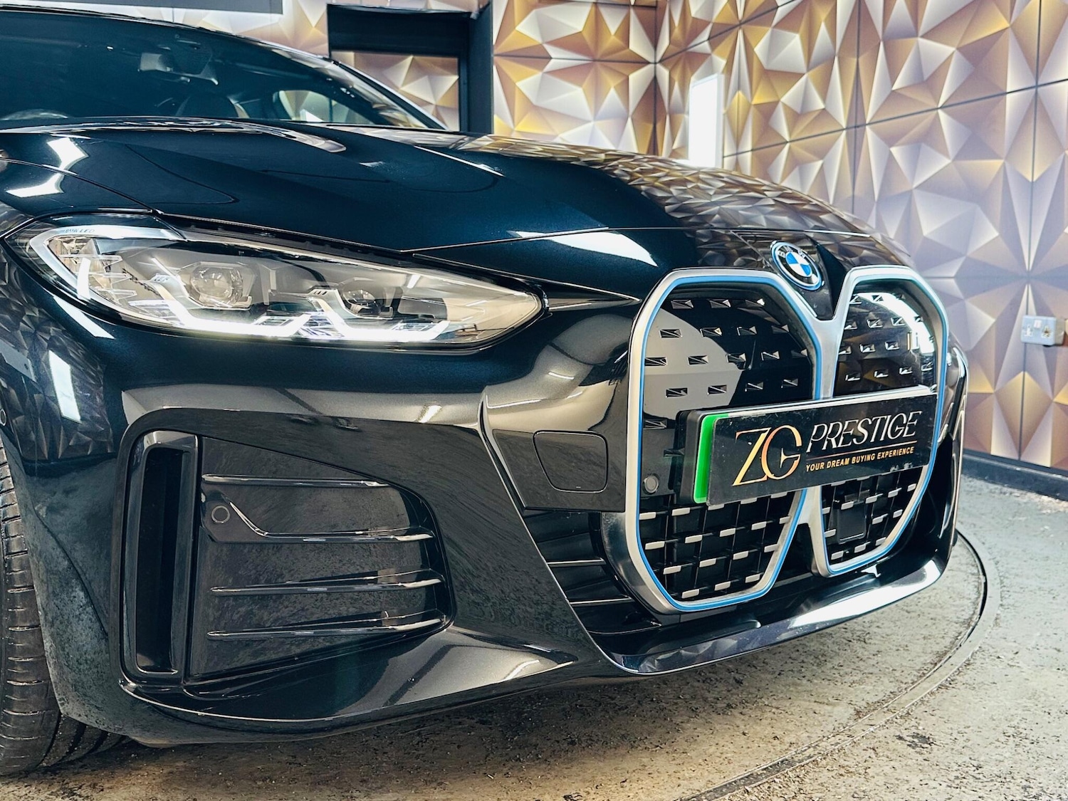 Used BMW i4 2024 for sale - 76990485: Photo 35