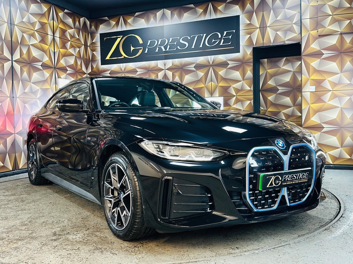 Used BMW i4 2024 for sale - 76990485: Photo 42