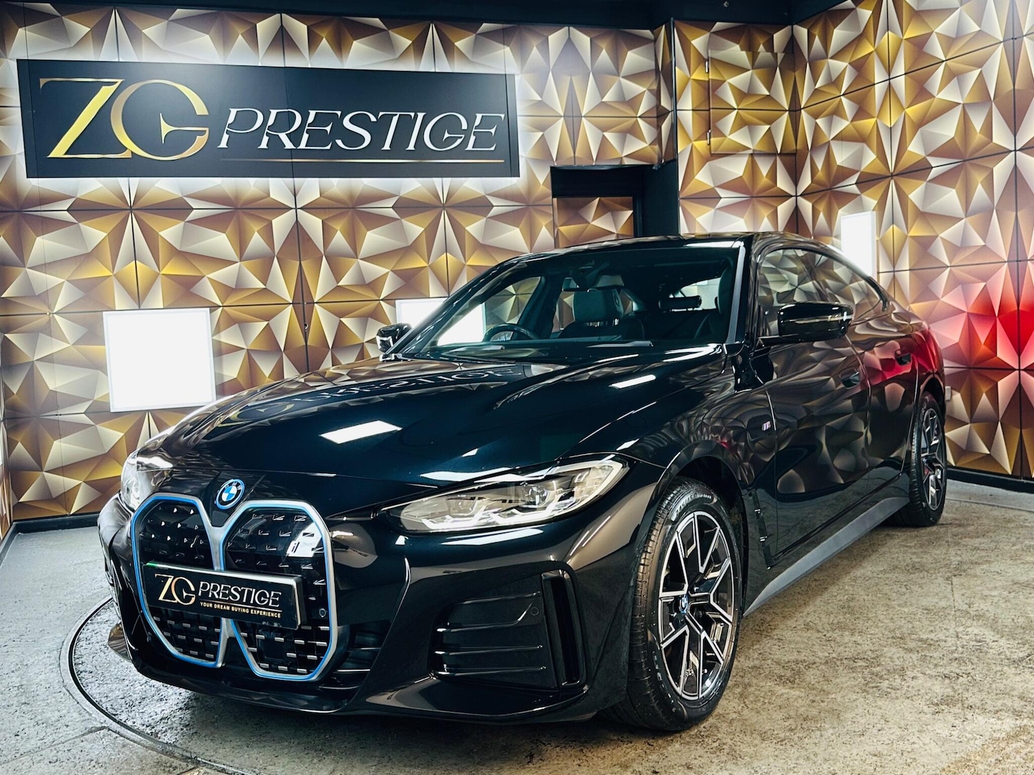 Used BMW i4 2024 for sale - 76990485: Photo 45