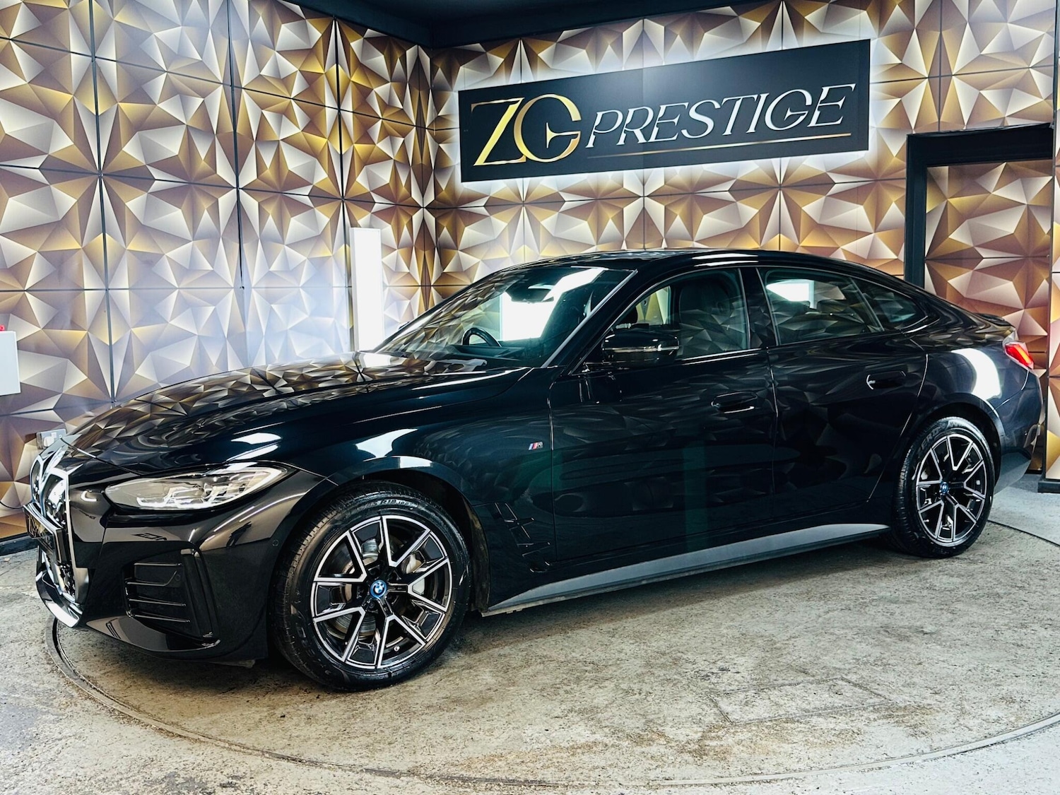 Used BMW i4 2024 for sale - 76990485: Photo 49