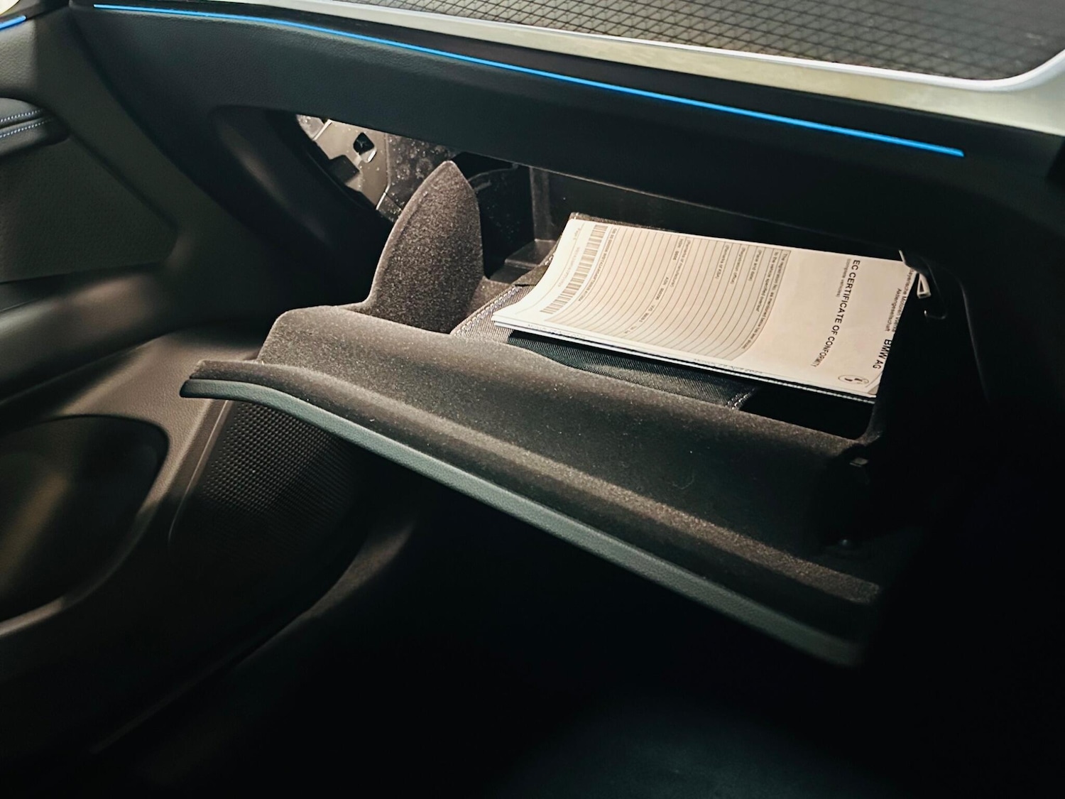 Used BMW i4 2024 for sale - 76990485: Photo 65