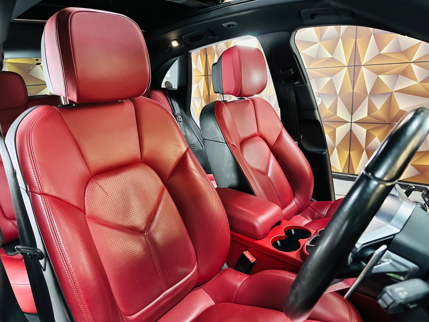 Used Porsche Macan 2015 for sale - 76865157: Photo 14