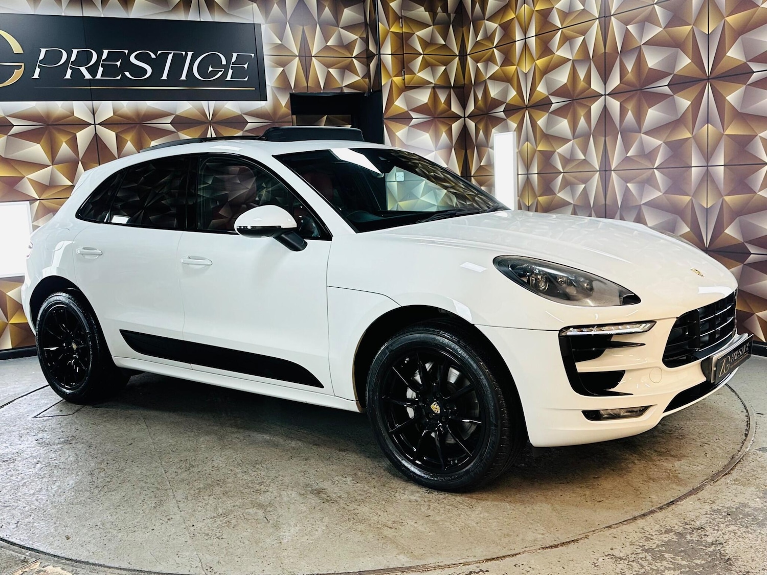 Used Porsche Macan 2015 for sale - 76865157: Photo 17