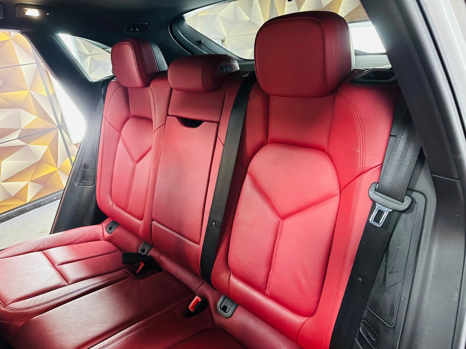 Used Porsche Macan 2015 for sale - 76865157: Photo 22