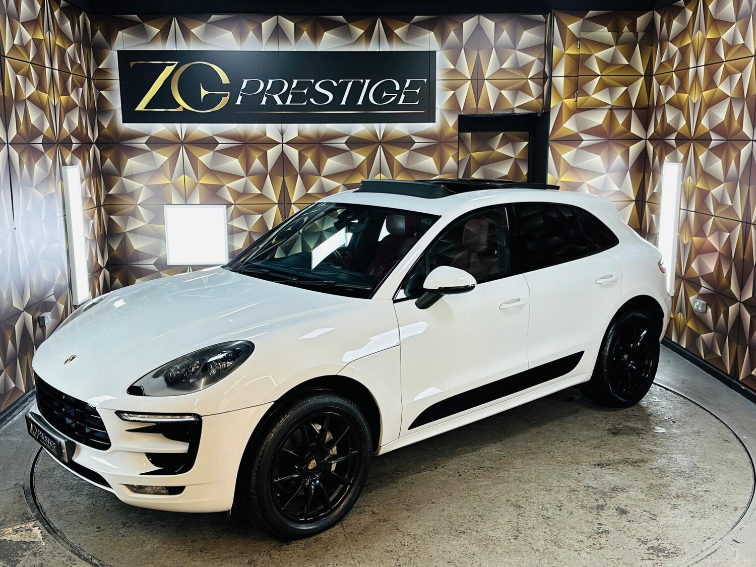 Used Porsche Macan 2015 for sale - 76865157: Photo 23