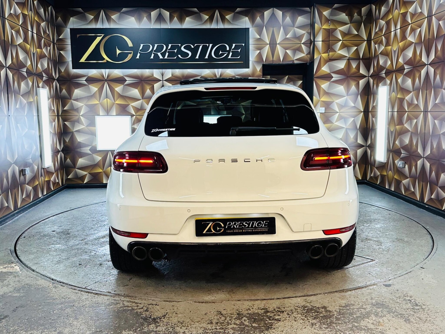 Used Porsche Macan 2015 for sale - 76865157: Photo 3