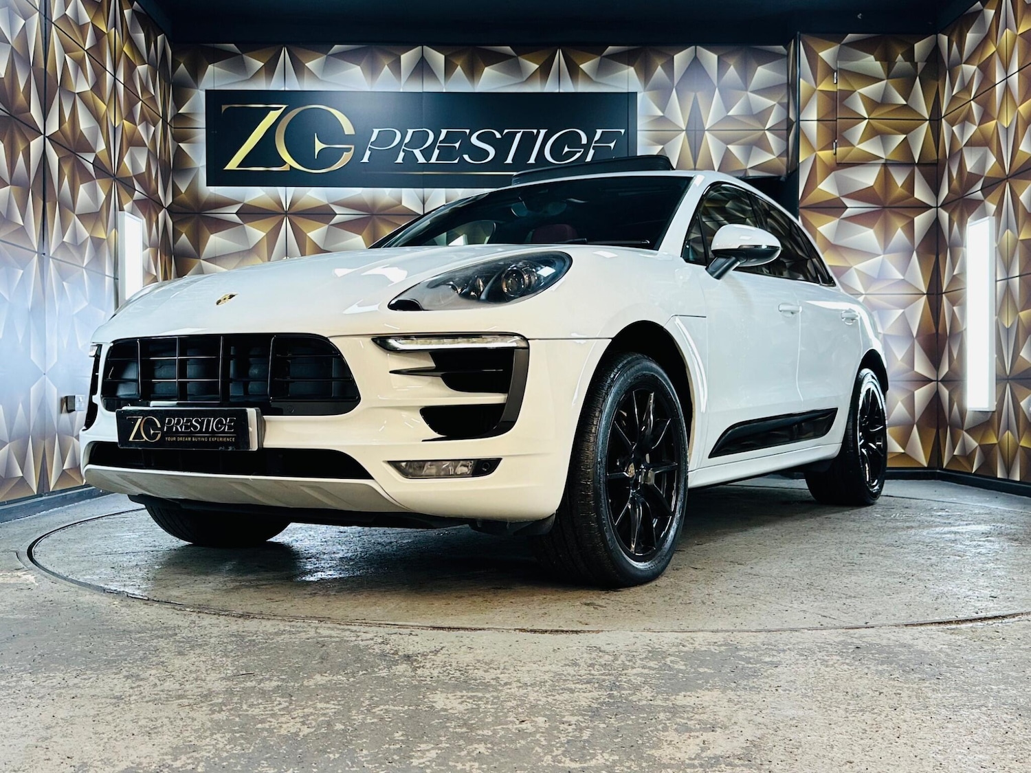 Used Porsche Macan 2015 for sale - 76865157: Photo 40