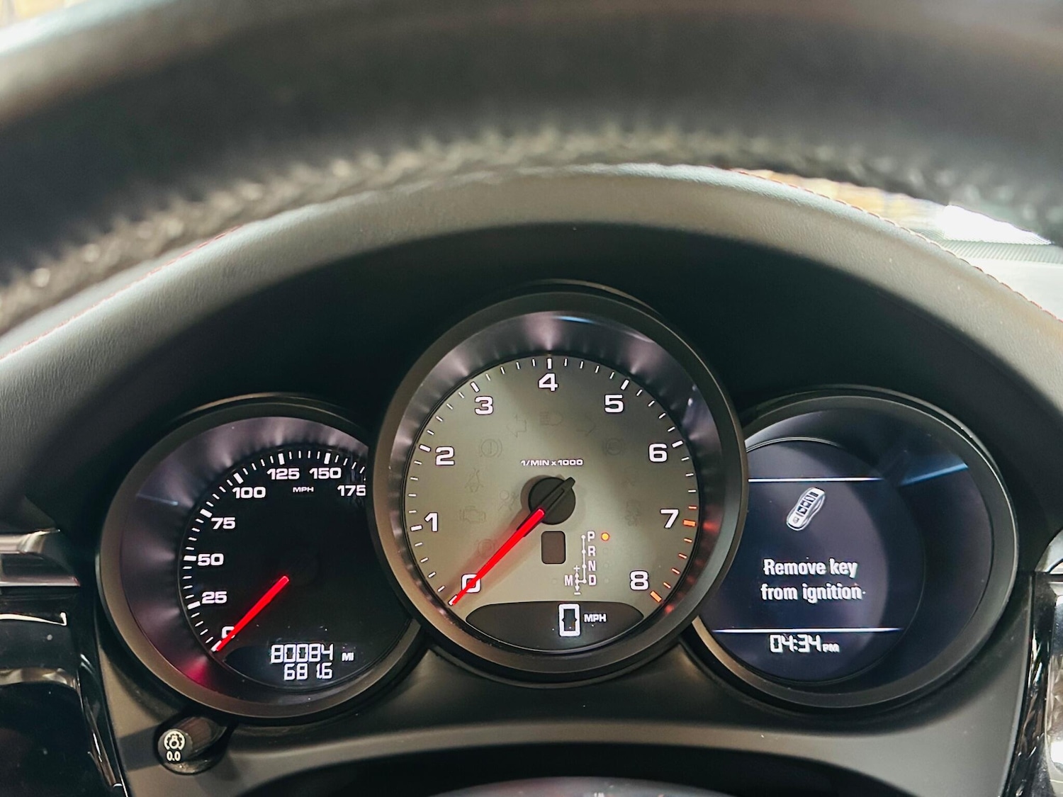 Used Porsche Macan 2015 for sale - 76865157: Photo 48