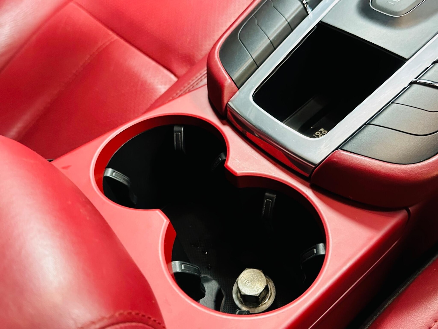 Used Porsche Macan 2015 for sale - 76865157: Photo 54