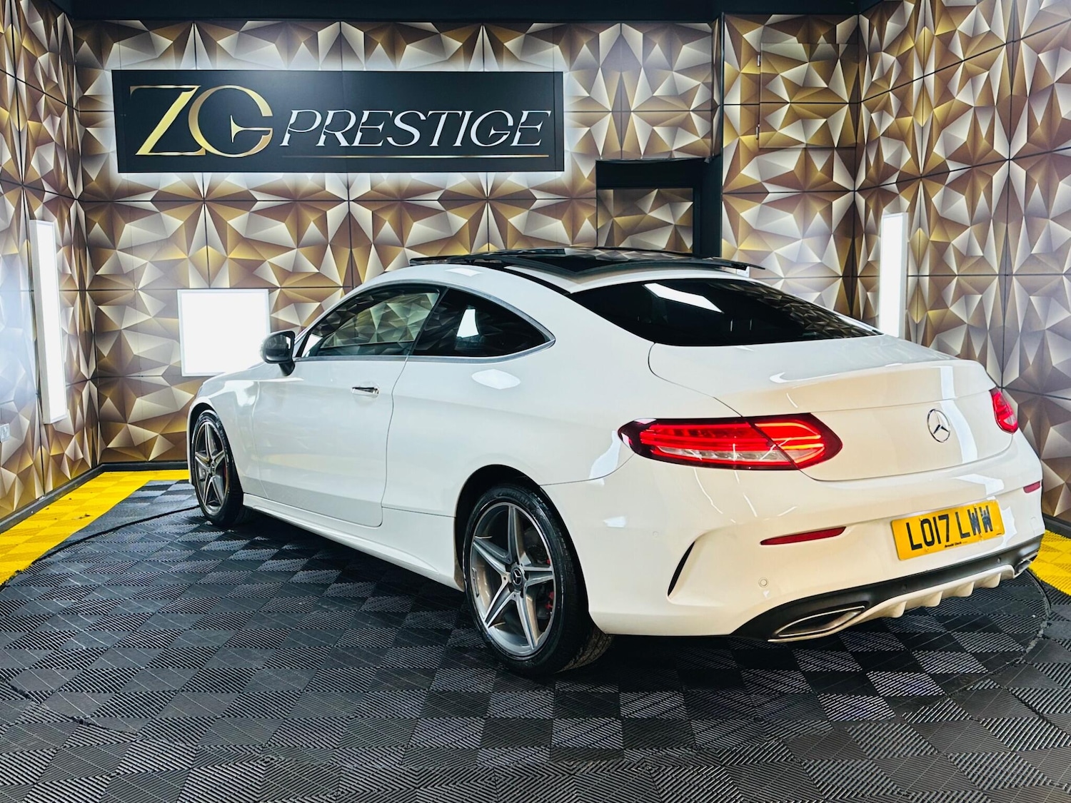 Used Mercedes-Benz C Class 2017 for sale - 77314594: Photo 23