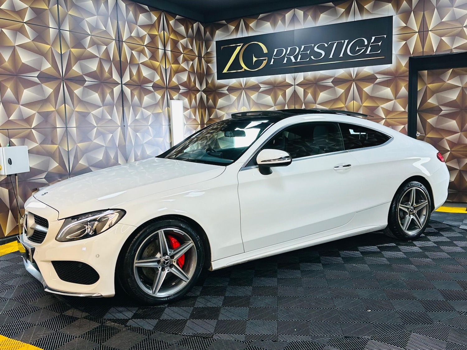 Used Mercedes-Benz C Class 2017 for sale - 77314594: Photo 25