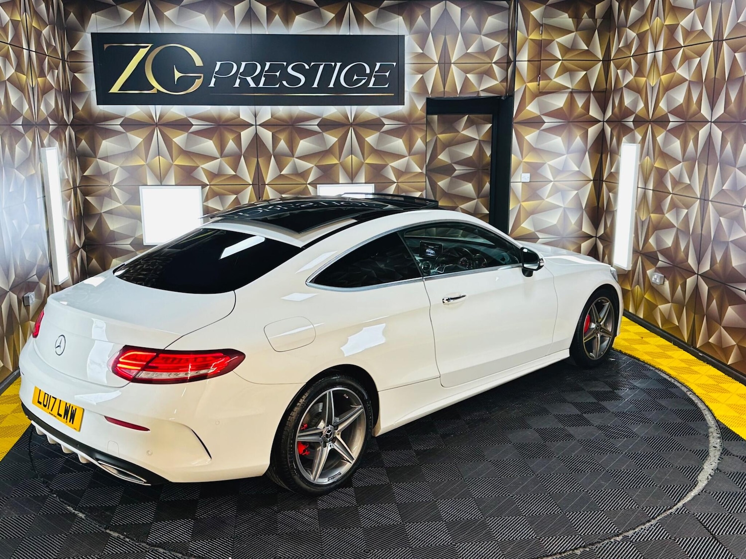 Used Mercedes-Benz C Class 2017 for sale - 77314594: Photo 37