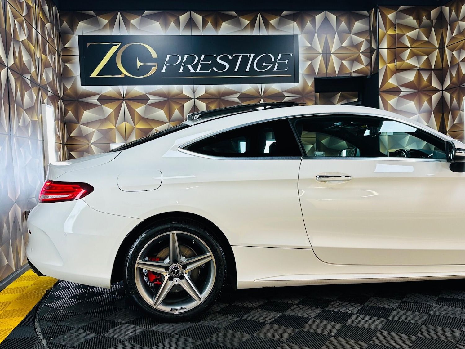 Used Mercedes-Benz C Class 2017 for sale - 77314594: Photo 39