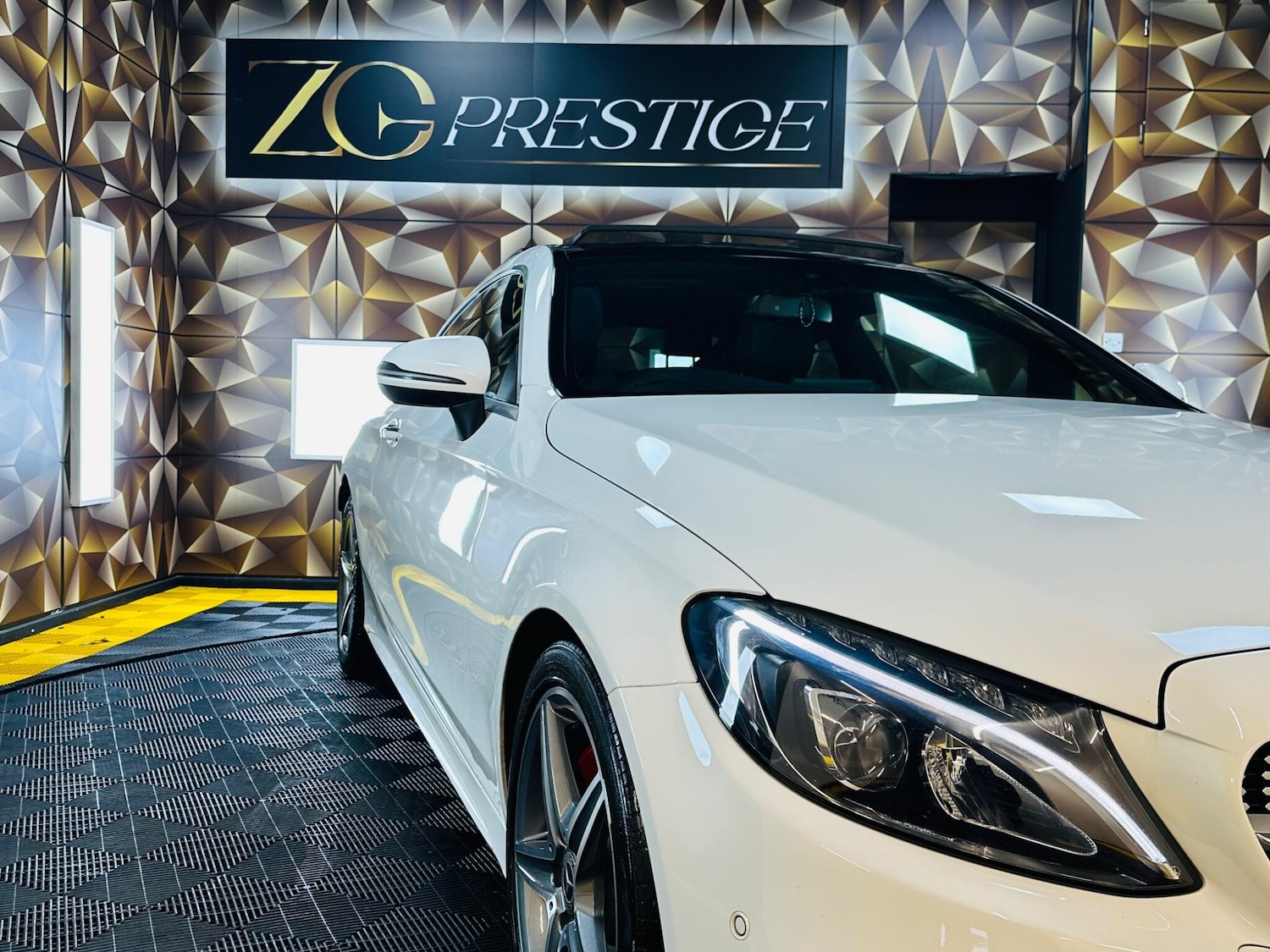 Used Mercedes-Benz C Class 2017 for sale - 77314594: Photo 42