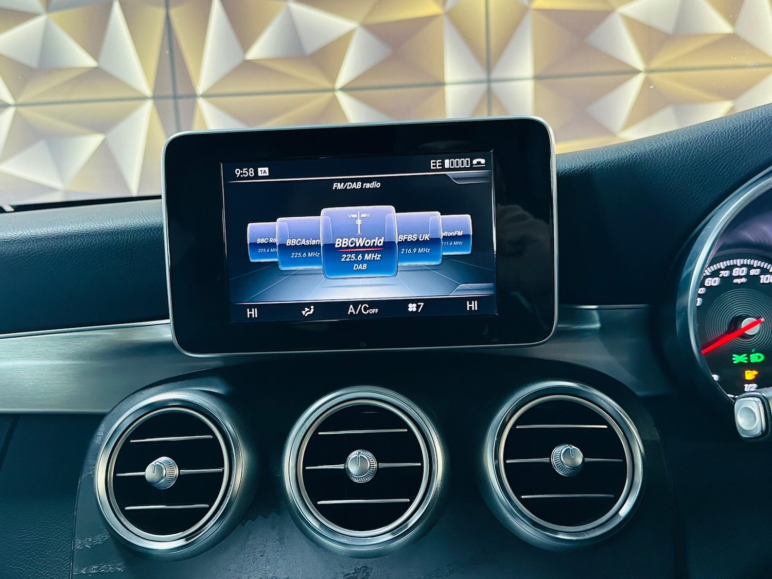 Used Mercedes-Benz C Class 2017 for sale - 77314594: Photo 59