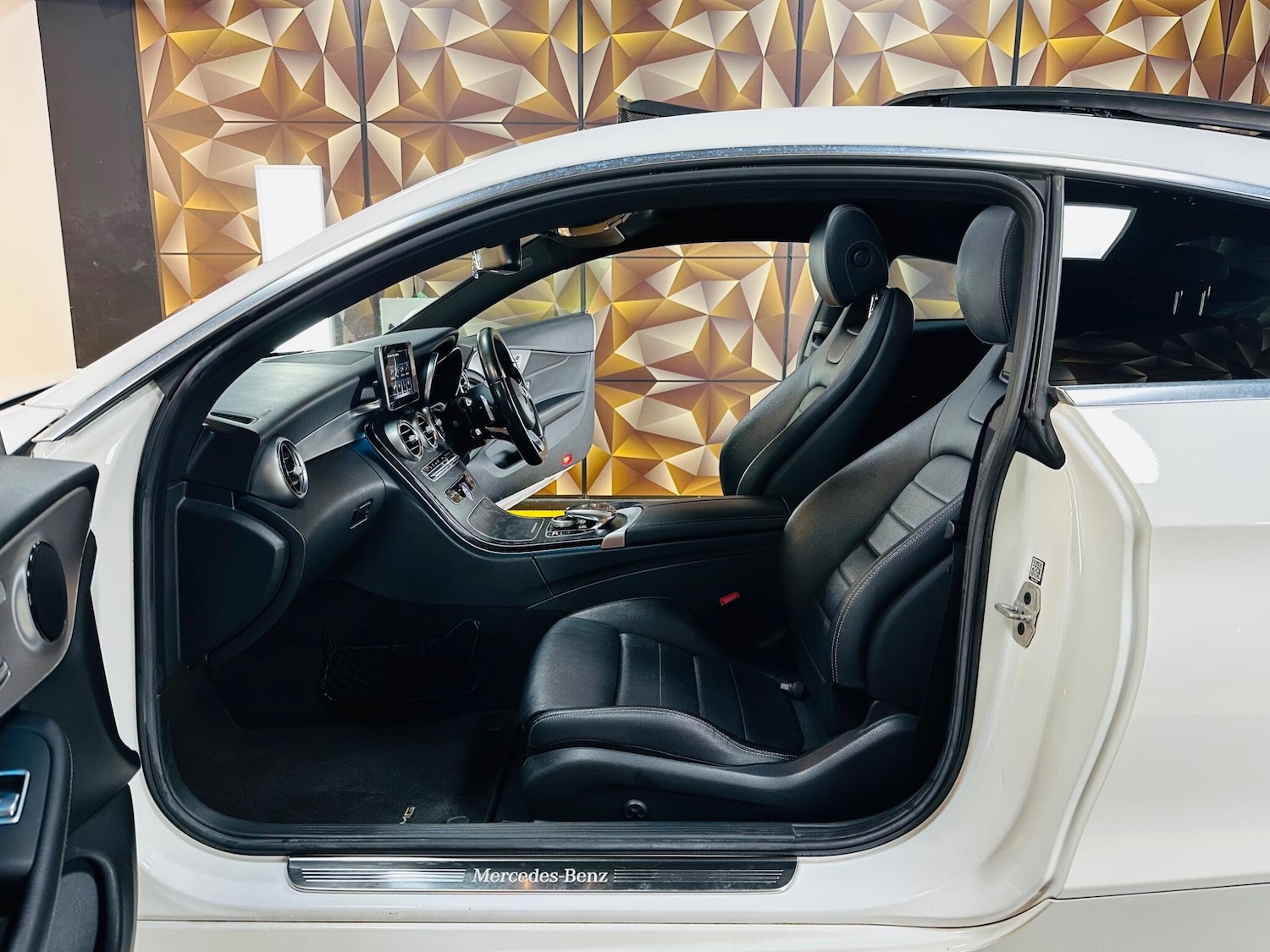 Used Mercedes-Benz C Class 2017 for sale - 77314594: Photo 66